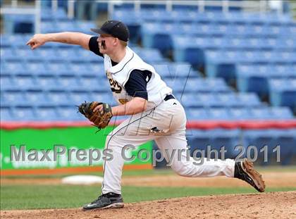 Thumbnail 3 in Victor vs. Shaker (NYSPHSAA Class AA Final) photogallery.