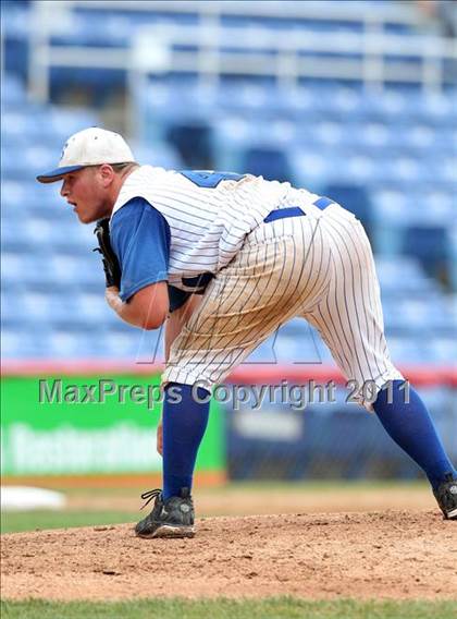 Thumbnail 1 in Victor vs. Shaker (NYSPHSAA Class AA Final) photogallery.