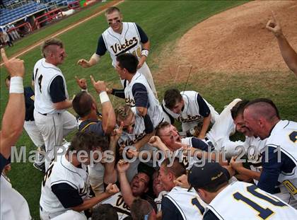 Thumbnail 3 in Victor vs. Shaker (NYSPHSAA Class AA Final) photogallery.