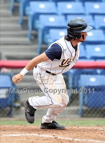 Thumbnail 1 in Victor vs. Shaker (NYSPHSAA Class AA Final) photogallery.