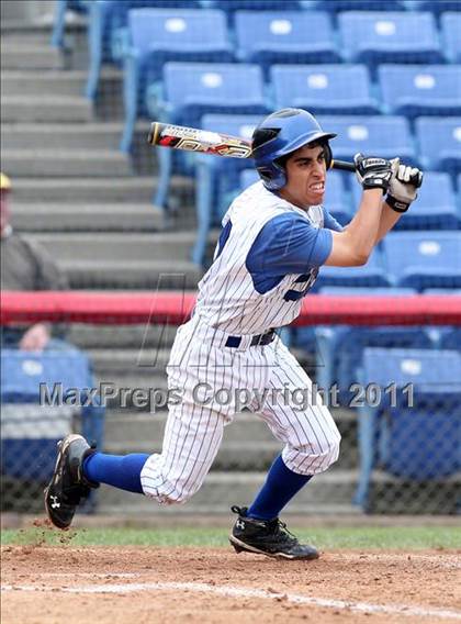 Thumbnail 1 in Victor vs. Shaker (NYSPHSAA Class AA Final) photogallery.