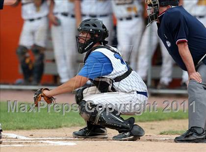 Thumbnail 2 in Victor vs. Shaker (NYSPHSAA Class AA Final) photogallery.