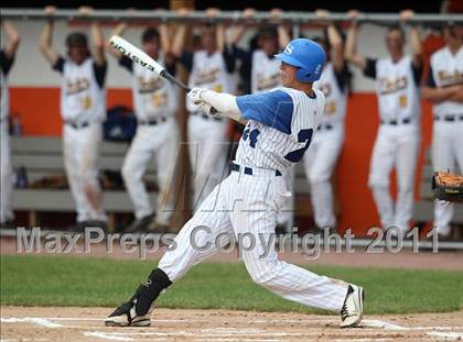 Thumbnail 3 in Victor vs. Shaker (NYSPHSAA Class AA Final) photogallery.