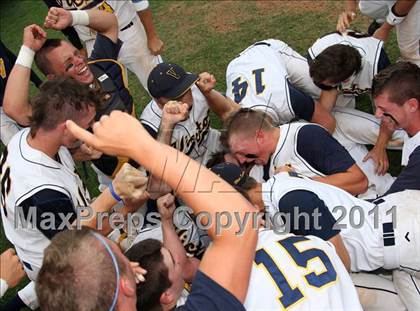 Thumbnail 2 in Victor vs. Shaker (NYSPHSAA Class AA Final) photogallery.