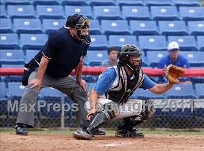 Thumbnail 3 in Victor vs. Shaker (NYSPHSAA Class AA Final) photogallery.