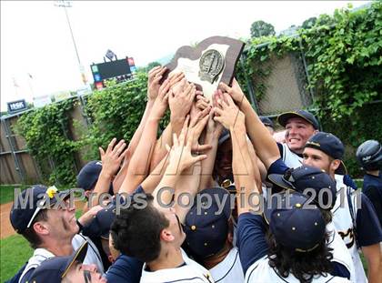 Thumbnail 2 in Victor vs. Shaker (NYSPHSAA Class AA Final) photogallery.