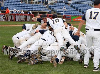 Thumbnail 3 in Victor vs. Shaker (NYSPHSAA Class AA Final) photogallery.