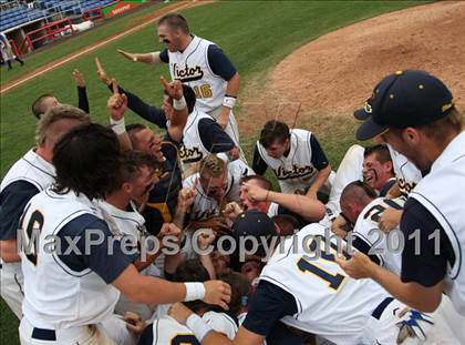 Thumbnail 1 in Victor vs. Shaker (NYSPHSAA Class AA Final) photogallery.