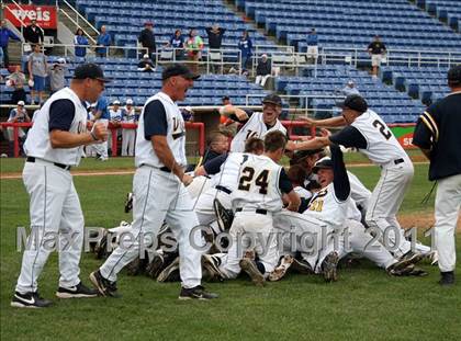 Thumbnail 3 in Victor vs. Shaker (NYSPHSAA Class AA Final) photogallery.