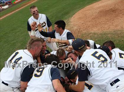 Thumbnail 3 in Victor vs. Shaker (NYSPHSAA Class AA Final) photogallery.