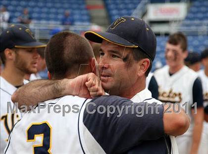 Thumbnail 3 in Victor vs. Shaker (NYSPHSAA Class AA Final) photogallery.