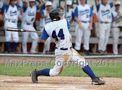 Thumbnail 2 in Victor vs. Shaker (NYSPHSAA Class AA Final) photogallery.