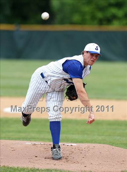 Thumbnail 3 in Victor vs. Shaker (NYSPHSAA Class AA Final) photogallery.