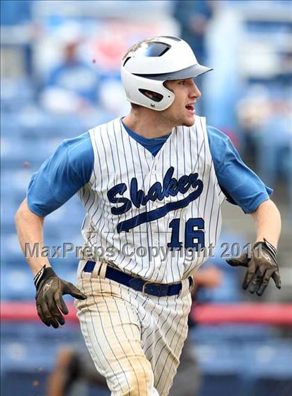 Thumbnail 2 in Victor vs. Shaker (NYSPHSAA Class AA Final) photogallery.