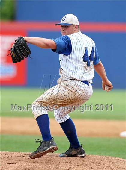 Thumbnail 3 in Victor vs. Shaker (NYSPHSAA Class AA Final) photogallery.