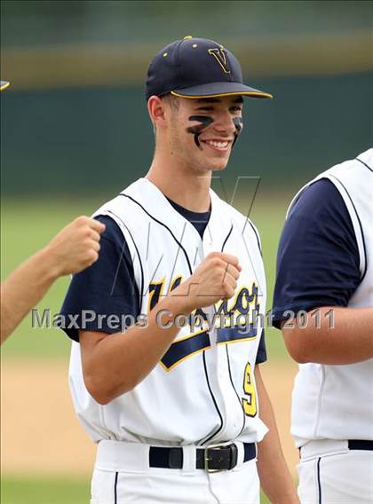 Thumbnail 1 in Victor vs. Shaker (NYSPHSAA Class AA Final) photogallery.