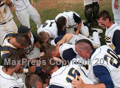 Thumbnail 1 in Victor vs. Shaker (NYSPHSAA Class AA Final) photogallery.
