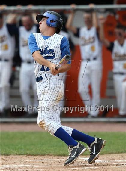 Thumbnail 1 in Victor vs. Shaker (NYSPHSAA Class AA Final) photogallery.