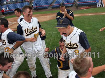 Thumbnail 2 in Victor vs. Shaker (NYSPHSAA Class AA Final) photogallery.