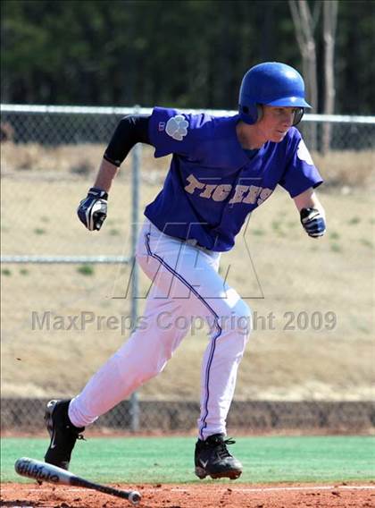 Thumbnail 2 in Ragsdale vs. Northern Nash photogallery.