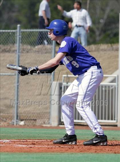 Thumbnail 3 in Ragsdale vs. Northern Nash photogallery.