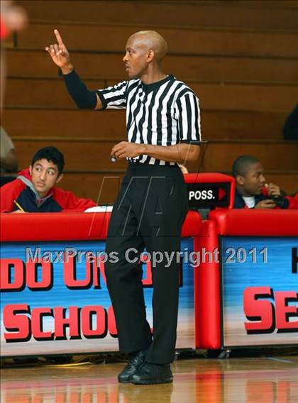 Thumbnail 2 in View Park vs. Hawthorne (Sea Hawk Classic) photogallery.
