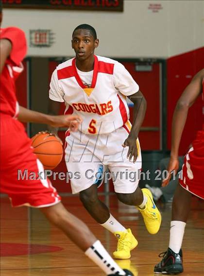 Thumbnail 3 in View Park vs. Hawthorne (Sea Hawk Classic) photogallery.