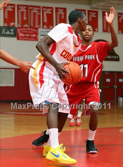 Thumbnail 3 in View Park vs. Hawthorne (Sea Hawk Classic) photogallery.