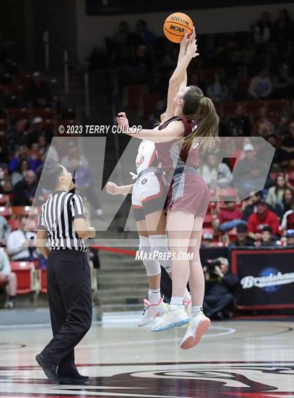 Thumbnail 2 in Grantsville vs. Morgan (UHSAA 3A Final) photogallery.