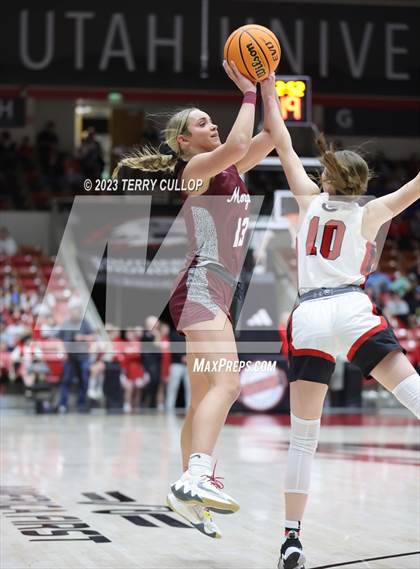 Thumbnail 3 in Grantsville vs. Morgan (UHSAA 3A Final) photogallery.