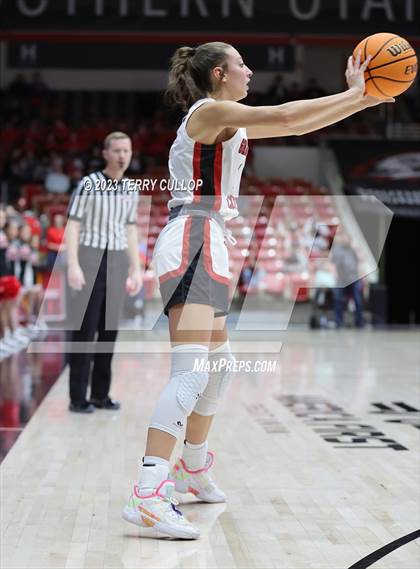 Thumbnail 1 in Grantsville vs. Morgan (UHSAA 3A Final) photogallery.