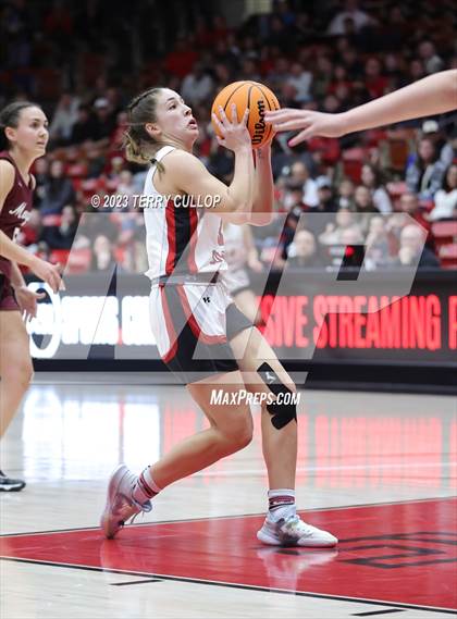 Thumbnail 3 in Grantsville vs. Morgan (UHSAA 3A Final) photogallery.