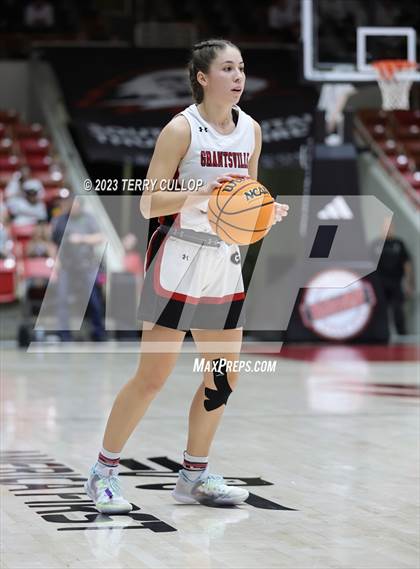 Thumbnail 3 in Grantsville vs. Morgan (UHSAA 3A Final) photogallery.