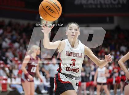 Thumbnail 2 in Grantsville vs. Morgan (UHSAA 3A Final) photogallery.