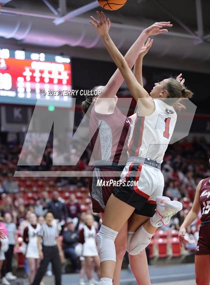 Thumbnail 2 in Grantsville vs. Morgan (UHSAA 3A Final) photogallery.