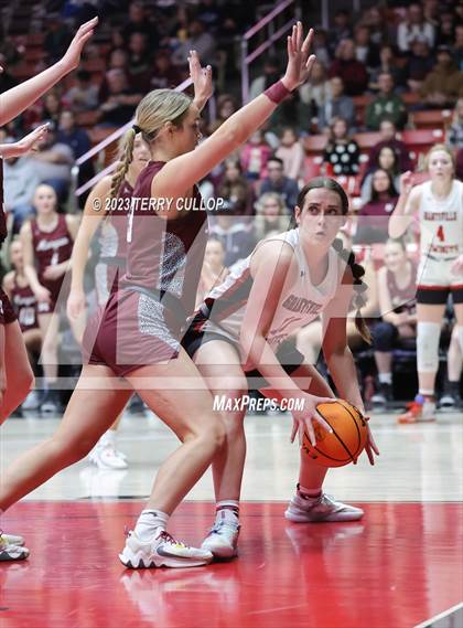 Thumbnail 2 in Grantsville vs. Morgan (UHSAA 3A Final) photogallery.
