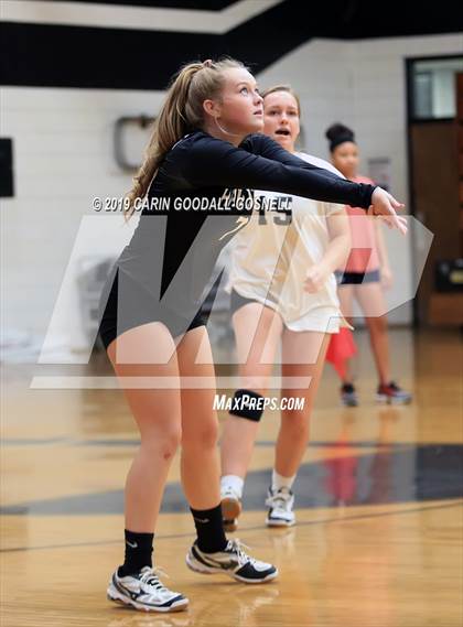 Thumbnail 1 in Jones Senior @ Havelock photogallery.
