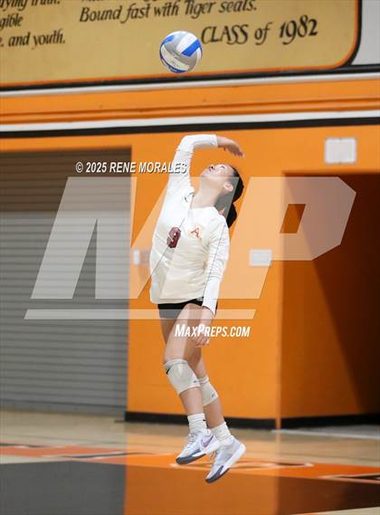 Thumbnail 1 in Arcadia vs South Pasadena photogallery.