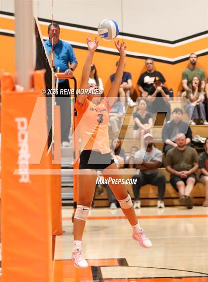 Thumbnail 2 in Arcadia vs South Pasadena photogallery.