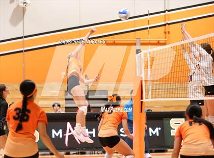 Thumbnail 2 in Arcadia vs South Pasadena photogallery.