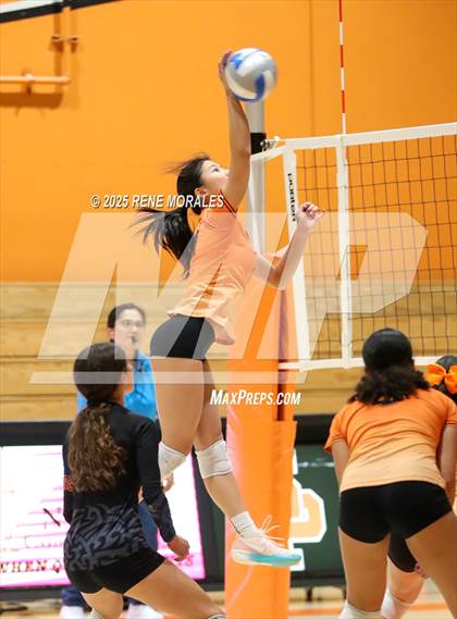 Thumbnail 3 in Arcadia vs South Pasadena photogallery.