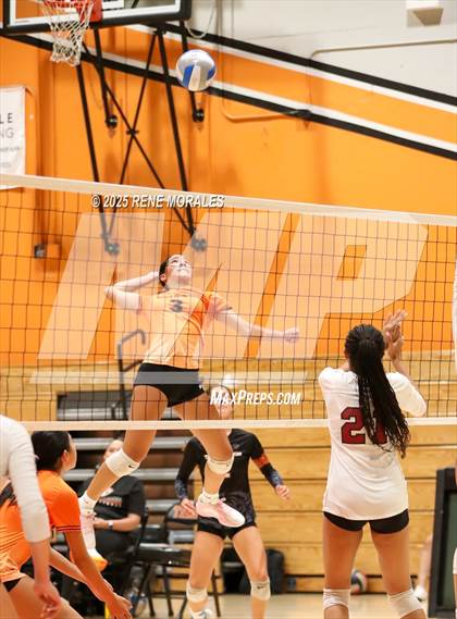 Thumbnail 3 in Arcadia vs South Pasadena photogallery.