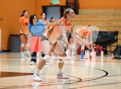 Thumbnail 2 in Arcadia vs South Pasadena photogallery.