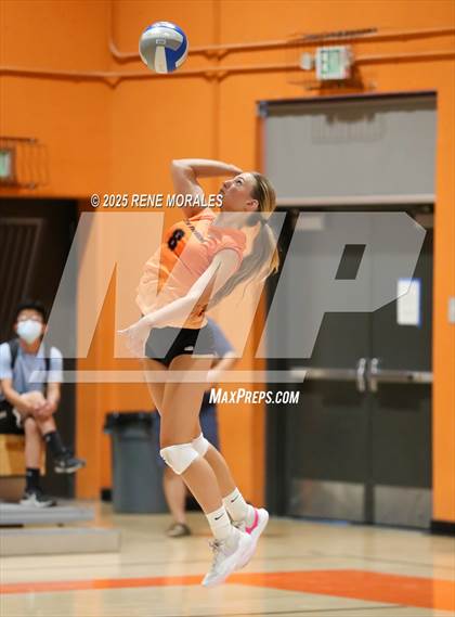 Thumbnail 1 in Arcadia vs South Pasadena photogallery.