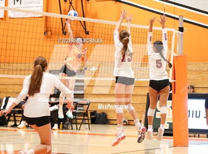 Thumbnail 2 in Arcadia vs South Pasadena photogallery.