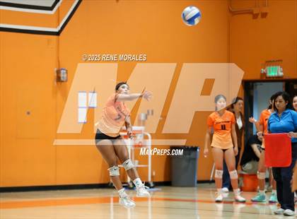 Thumbnail 2 in Arcadia vs South Pasadena photogallery.