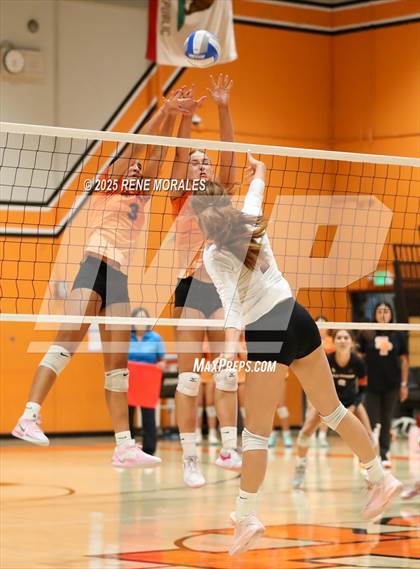 Thumbnail 1 in Arcadia vs South Pasadena photogallery.