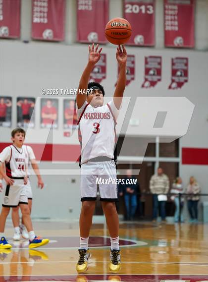 Thumbnail 2 in Indianapolis Crispus Attucks vs. Indianapolis Northwest Warriors (Hendricks County Hoopfest) photogallery.