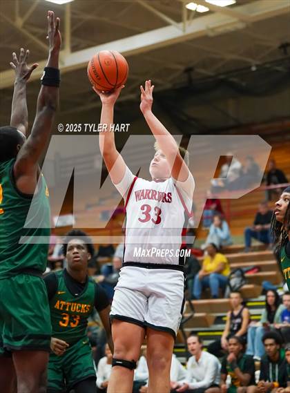 Thumbnail 3 in Indianapolis Crispus Attucks vs. Indianapolis Northwest Warriors (Hendricks County Hoopfest) photogallery.