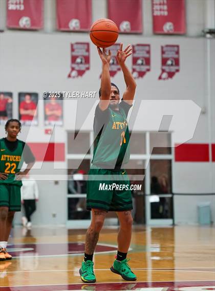 Thumbnail 2 in Indianapolis Crispus Attucks vs. Indianapolis Northwest Warriors (Hendricks County Hoopfest) photogallery.